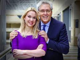 Eerder dit jaar vertrok henk krol nog met slaande deuren uit 50plus. Henk Krol Weg Bij 50plus Neemt Zetel Mee En Begint Nieuwe Beweging Nos