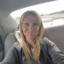 Tania Vernon's Instagram, Twitter & Facebook