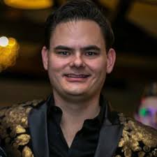 Carson Ingle's Instagram, Twitter & Facebook