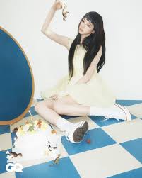 Bintang K-pop Karina dari Aespa Stuns dalam Kolaborasi Converse untuk Cover  Digital GQ Korea 2025