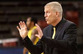 Cn rassismus racism patrick moster ist seit 2012 leistungssportdirektor beim bdr der sportdirektor des bundes deutscher radfahrer, patrick moster, hat sich für eine rassistische. Basketballcoach Verlangert Bis 2023 Warum John Patrick Bei Den Mhp Riesen Ludwigsburg Bleibt Sportmeldungen Stuttgarter Zeitung