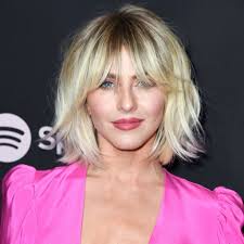 Tagli capelli medi scalati e sfilati. Taglio Scalato Estate 2021 Lo Shag Capelli Piace A Tutte Amica