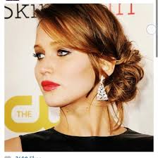 These cute half up hairstyles for long hair are usually made by tying several hair bands on the front section of your hair and giving it a little finishing touch with hairspray. 50 Easy Hairstyles For Long Hair Herinterest Com