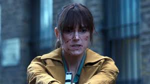 O que aconteceu com a mãe e o padrasto de Helen em Black Doves?