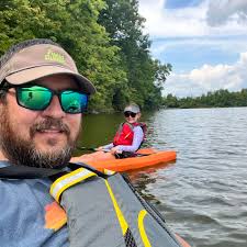 Cleaning Fly Eyes When Tying with Cement or Resin