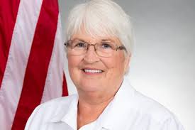 Kay Parsons's Instagram, Twitter & Facebook