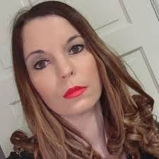 Sandra Wyllie's Instagram, Twitter & Facebook