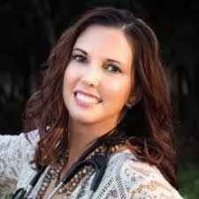 Allison Ogle's Instagram, Twitter & Facebook