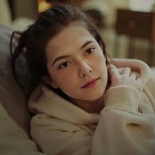 Nico Davis (@nicoledaqr)