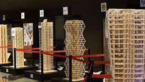 Depreme dayanıklı binalar, zemin hareketlerine göre inşa edilmiş ve deprem yönetmeliklerine uyan binalar olarak karşımıza çıkıyor. Depreme Dayanikli Bina Nasil Uretilir