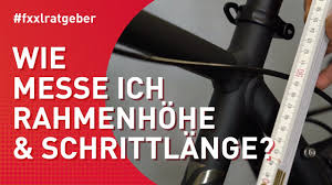 Allgemeine outdoormessen haben wir bewusst weggelassen. Fahrrad Rahmenhohe Messen Mit Deiner Schrittlange Die Passende Rahmengrosse Berechnen Youtube