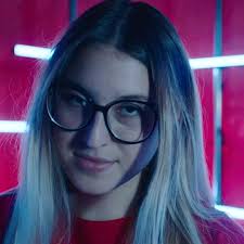 Lea Horvath // Ole Miss Rifle