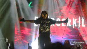 Read or print original tiga titik hitam lyrics 2020 updated! Chord Kunci Gitar Tiga Titik Hitam Burgerkill Ft Fadly Padi Meraba Merangkul Suryamu Tribunnews Com Mobile