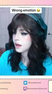 Hannah Hoy's Instagram, Twitter & Facebook