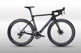 The turn stalks are shorter and the mirrors are now positioned higher and closer to the rider. Wolfi S Bike Shop