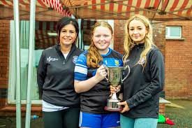 胸 にしこり 授乳 中.