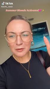 My blonde Queen 👸