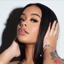 Alexis Lacole Mcbee (@alexis.l.mcbee)