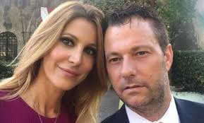 Adriana volpe è uno dei volti più noti del piccolo schermo. Adriana Volpe L Ex Marito Rompe Il Silenzio E Sbotta Non E Vero Quello Che Ha Detto Biccy It