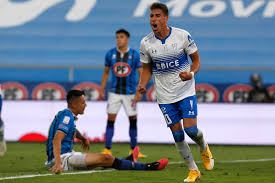 Marcelino núñez, volante de la uc. La Patrulla Juvenil De La Uc Saco La Tarea Adelante 3 0 A Huachipato Todofutbol Cl
