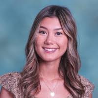 Crystal Lundeen's Instagram, Twitter & Facebook