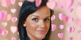 Певица слава ночью заявила в своём instagram, что решила уйти из соцсетей. Sovsem Ne Izmenilas Pevica Slava Razmestila V Instagram Detskoe Foto Na Kotorom Eyo Srazu Uznali Poklonniki