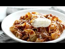 Monday Monday Mondayyyyy The Day Where We Re All Trying To Slow Down While Also Keeping Up With Our Respon Beef Ragu Slow Cooker Beef Italian Cuisine Recipe