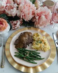 And the perfect side dish for beef tenderloin? Homemade Scalloped Potatoes Simple Potato Recipe