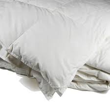 Shop wayfair for bedding to match every style and budget. Down Comforter Vs Down Alternative Comforter Crane Canopy