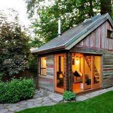 Khusus untuk desain, denah, foto atau gambar model rumah minimalis sederhana dan juga yang berkarakteristik modern cenderung mewah bisa dirangkum dalam gaya terbaik yang sudah jelas dipaparkan semuanya disini. 70 Desain Rumah Kayu Minimalis Sederhana Dan Klasik Desainrumahnya Com