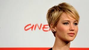 Da best short hair page on dagram established in 2012 code pixies20 saves u 20% @stylecraftus check our blog by creator @thedonofsocialmedia linktr.ee/nothingbutpixies. Pixie Uces Pre Tenke Vlasy 37 Fotografii Vyber Modnych Ucesov Pre Zeny S Riedkymi Alebo Tenkymi Kuceravymi A Rovnymi Vlasmi T