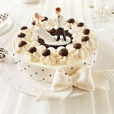 Hochzeitstorte Nach Eleganter Schwarz Weiss Walder Art Hochzeitstorte Rezept Tortendeko Fondant Selber Machen