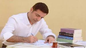 Son dakika haberine göre, ai̇hm, selahattin demirtaş'ın 'özel hayata saygı hakkının ihlali' başvurusunu kabul edilemez buldu. Selahattin Demirtas Aihm In Kararini Degerlendirdi Son Dakika Haberleri