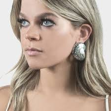 Frank Schmuck's Instagram, Twitter & Facebook