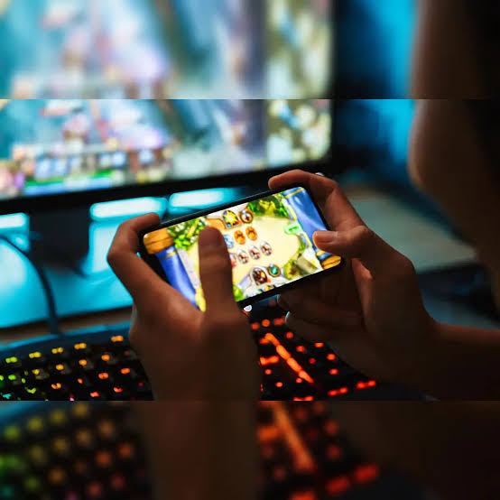 Mobile Gaming Market Revenue: Mobile gaming market falls nearly 10% in the first half of 2022: report - The Economic Times