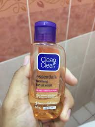 The clean and clear cleansing are very high in quality and come with beautiful designs that are available for men, women and kids. Clean Clear Essentials Foaming Facial Wash Reviews
