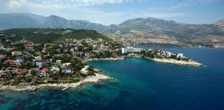Km.sinden ayrılan bir yolla, gülbahçe, balıklıova ve mordoğan yerleşmelerinden sonra ulaşılan karaburun ilçe merkezi, aynı adlı yarımadanın kuzeyinde yer alır. Izmir Karaburun Guncel Emlak Fiyatlari Ne Kadar Emlakdanismanlari Com