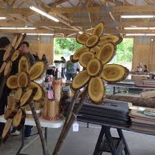 The Best Diy Yard Art Ideas Wood Slice Crafts Wood Log Crafts Wood