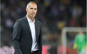 Möglich soll dies eine ausstiegsklausel machen. Adi Hutter Weiss Ja Wie Man Meister Wird Peterlinden Live