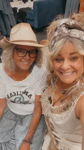 🩷UPDATE!! Momma Sue wants me to let everyone know she is home and doing  good. Now