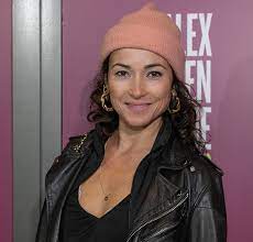 Birgit schuurman is de jongere zuster van actrice en zangeres katja schuurman. Birgit Schuurman 43 In Verwachting Van Tweede Kindje Show Ad Nl
