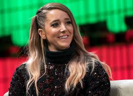 Focusing on layering provides more dimension as shorter front pieces cascade into longer pieces. Youtube Videos Keep Getting Longer To Drive Ad Revenue Wired