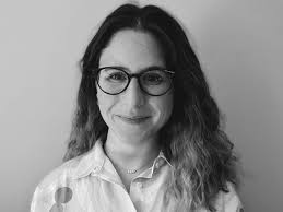 Chelsea Silva's Instagram, Twitter & Facebook