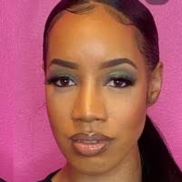 Sade Alston's Instagram, Twitter & Facebook