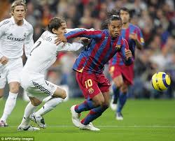 Обзор матча (10 апреля 2021 в 22:00) реал мадрид: Real Madrid Rejected Barcelona S Ronaldinho Because He Was Ugly Daily Mail Online
