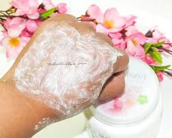 Di kalangan para pria muncul pertanyaan berapa kali idealnya sperma harus keluar dalam seminggu? Lulur Shinzui Skin Lightening Body Scrub Kirei Review