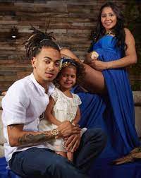 In 2020, ozuna's wife was arrested after allegedly throwing an object at her husband while the couple was in miami, fox 5 reported. Taina Marie Melendez Age Bio Relationship Ozuna Net Worth Child Film Journal