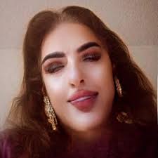 Hi. My name is denise, don't tell me I'm 35 years old. Just so you know,  I'm 47 years old and I live near you. Would you accept me as your friend?