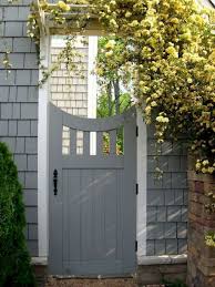 Awesome Garden Fencing Ideas For You To Consider Home To Z Wooden Garden Gate Garden Gates And Fencing Fence Design