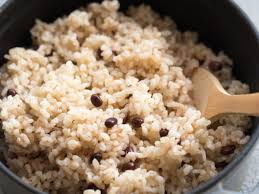 小豆入り玄米ごはん - 海水100％ 天日と平釜 日本の伝統海塩 ｢海の精（うみのせい）｣